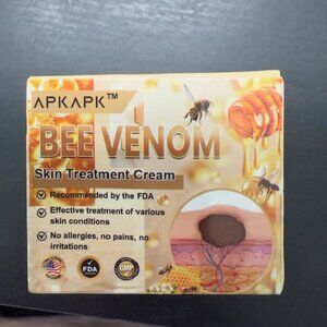 NEW Bee Venom Treatment Cream 1.69 oz.